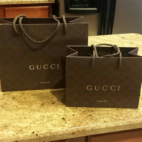 Gucci shopping bag in store